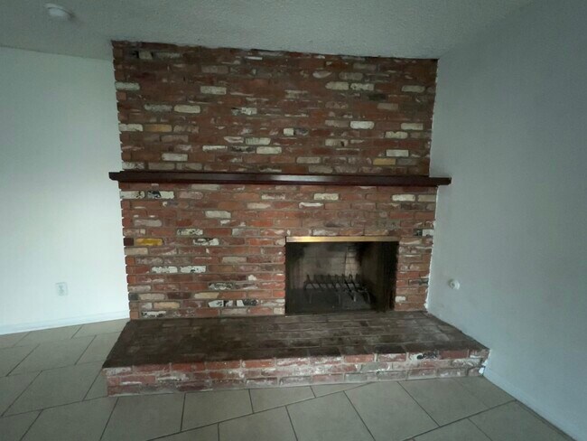 Photo - 8145 Garden View Ave Unit #A
