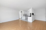 2BD, 1BA - 1000SF - Kitchen - 623 Westbourne Dr Apartments