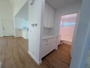 Photo - WILLIAMSON Unit B