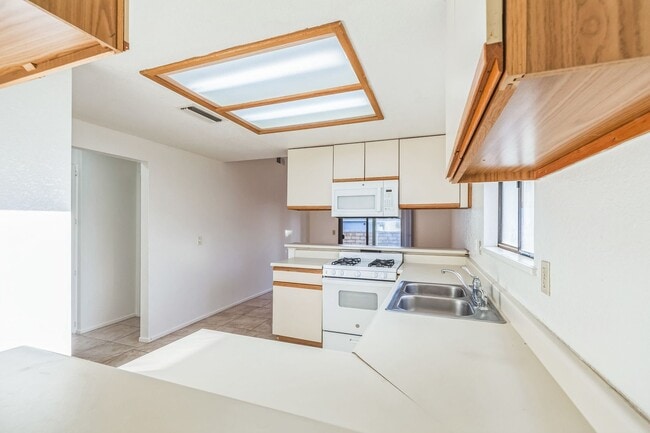 Photo - 78701 Ave 42 Unit B