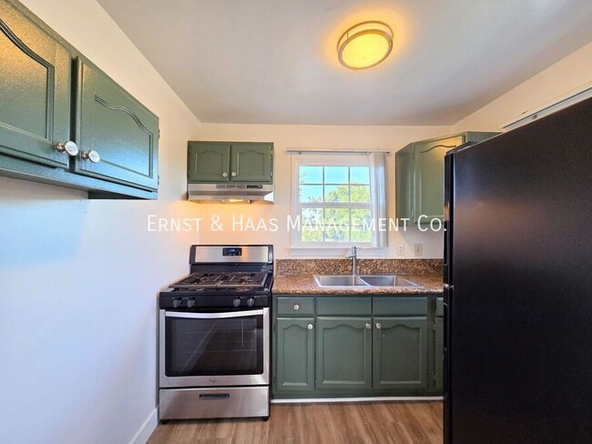 Photo - 244 1/2 E. 56th St.-