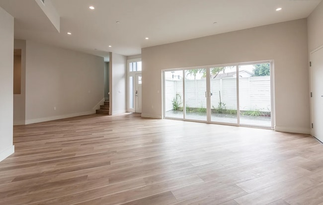 Grant Avenue A - Grant Avenue A Unit A
