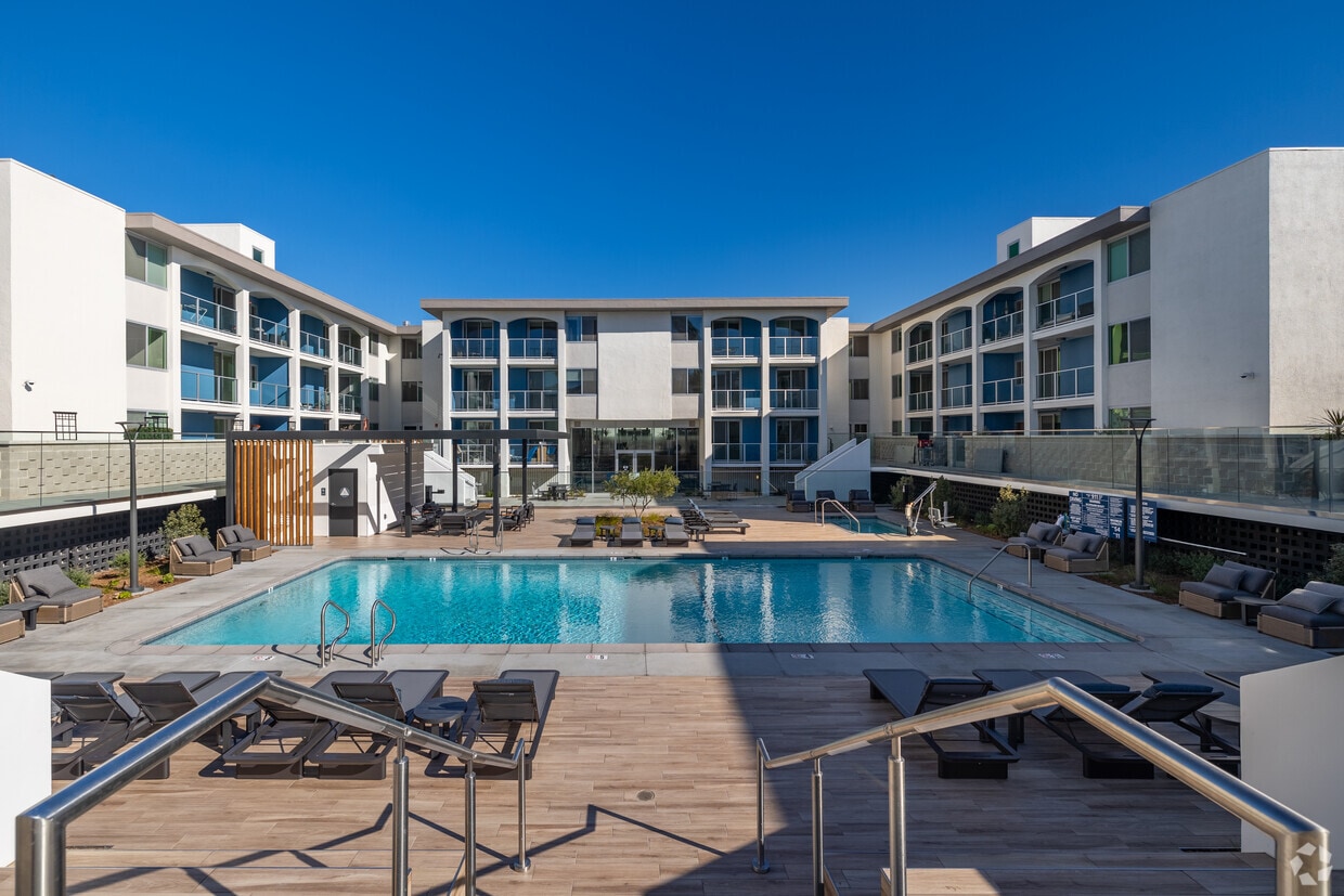 3D Tour - Dolphin Marina Apartments