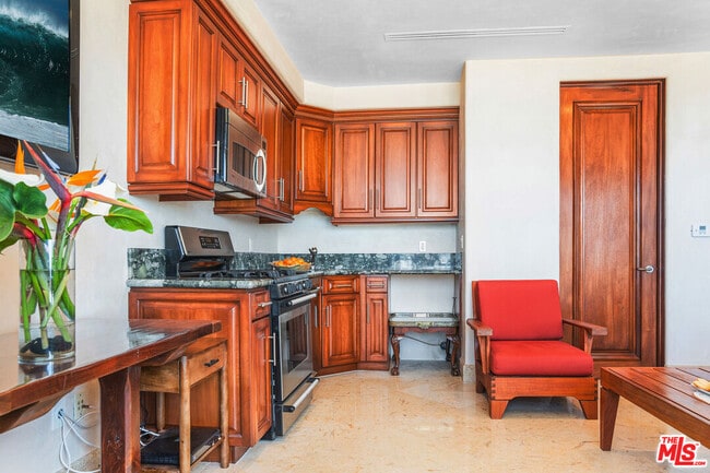 Photo - 4440 Encinal Canyon Rd Unit #GH