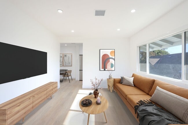 Photo - 1307 Maltman Ave