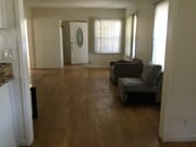 Photo - 20957 Community St