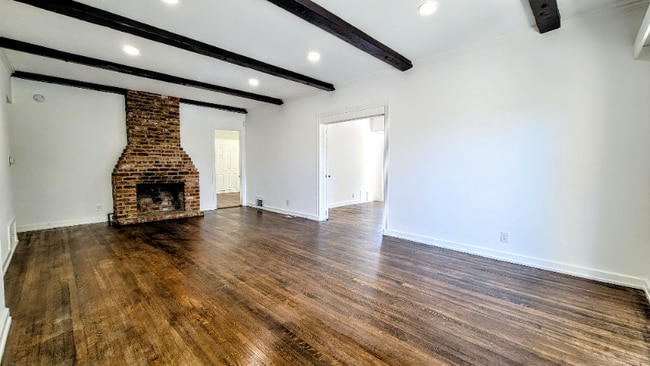 Photo - 1816-18225 N Harvard Blvd Unit 1818