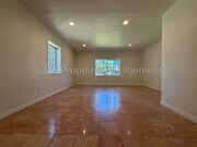 Photo - 281 W 12th St