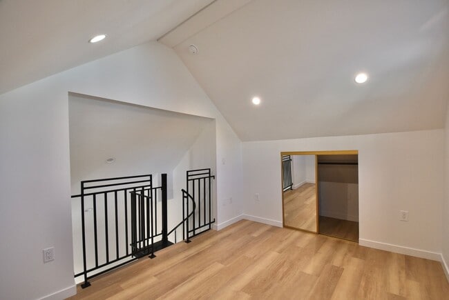 Photo - 2906 Griffith Park Blvd Unit 2914