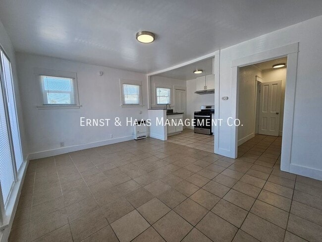 Photo - 1468 Alamitos-