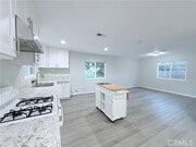 Photo - 512 W 21st St House