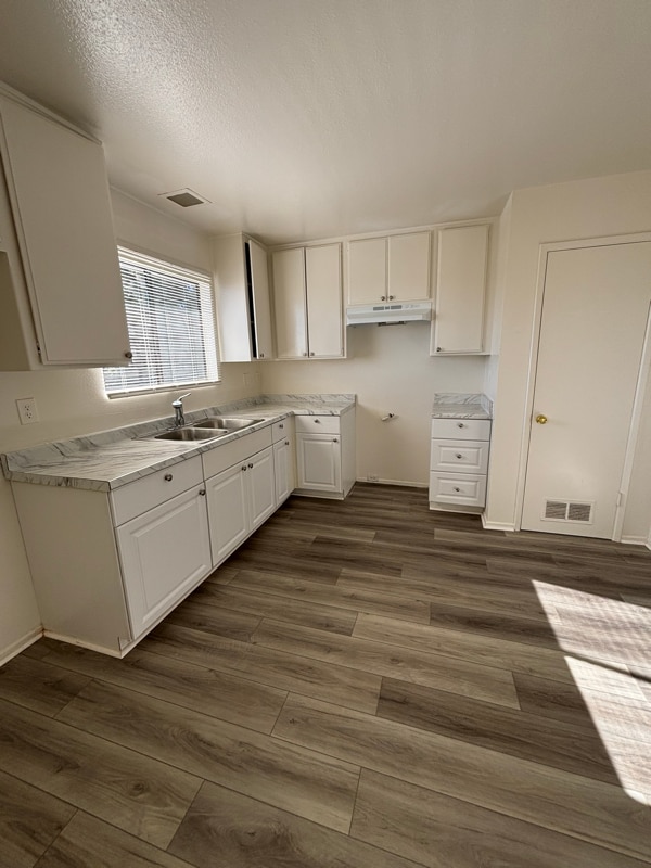 Photo - 1134 E Ave Q