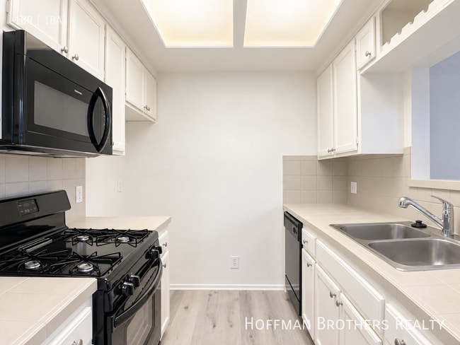 Photo - 3631 Watseka Ave Unit 105