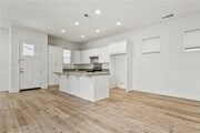 Photo - 210 W Tribella Ct House