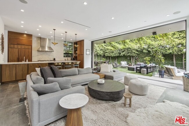 Photo - 1506 Walnut Ave