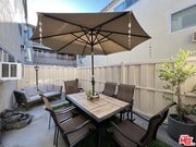 Photo - 525 N Sycamore Ave Condo Unit 202