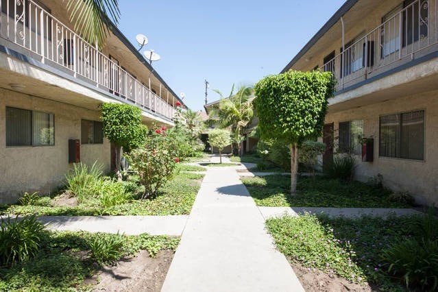 Photo - 2890 E Artesia Blvd