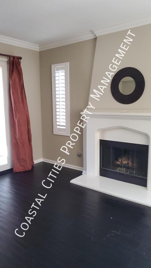 Photo - 1406 Arthur Loop S