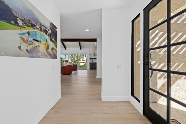 Photo - 352 Forest Hills Dr