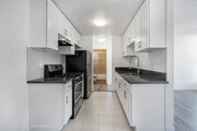 1BR, 1BA - 650SF - Kitchen - 5837 Virginia Ave