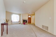 Photo - Spacious Townhome in University City for Rent!