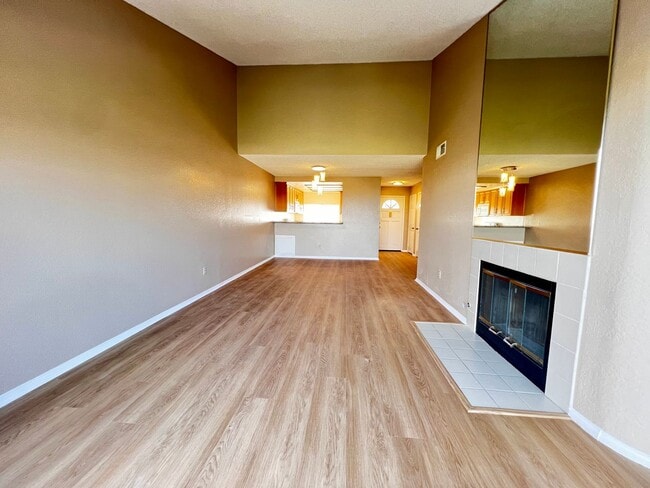 Beautiful remodeled 1 Bed one Bath in Nor... - Beautiful remodeled 1 Bed one Bath in Nor... House