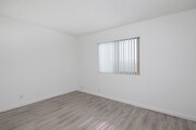 Photo - *OPEN HOUSE: 5/31 10AM-12:30PM* La Jolla 2... Unit 03