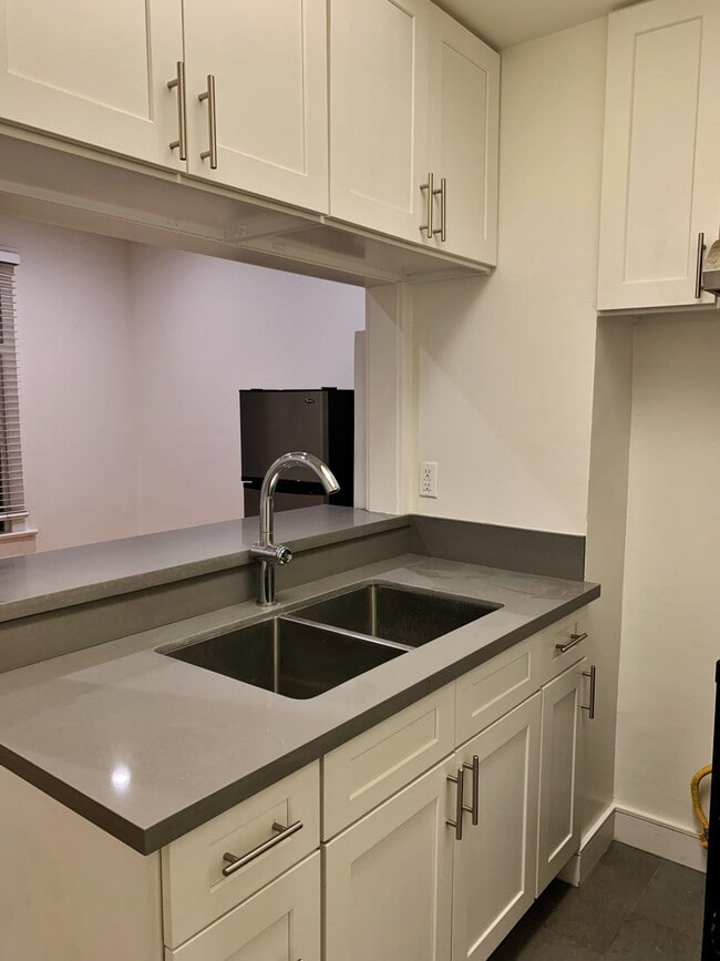 Photo - 1114 Poinsettia Dr Unit 8