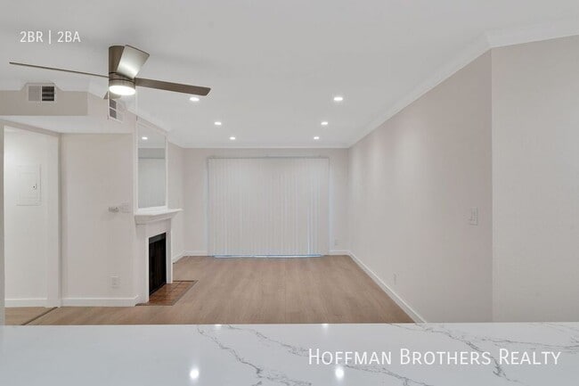 Photo - 1520 N Vista St Unit 306