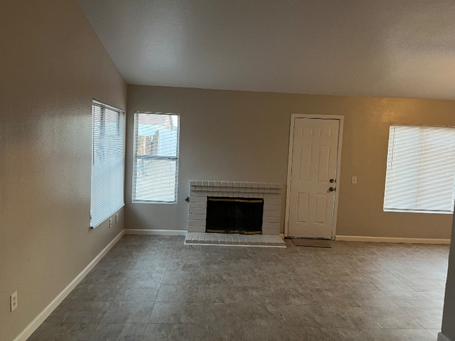 Photo - 10679 Villa St