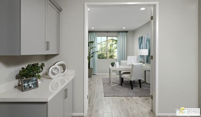 Photo - 3041 HOMEWARD St