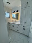 Trojan Spaces Bathroom - 1286 W Adams Blvd Apartments