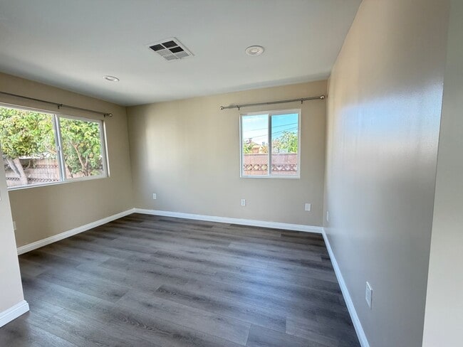 Photo - 1037Pros Unit 1039