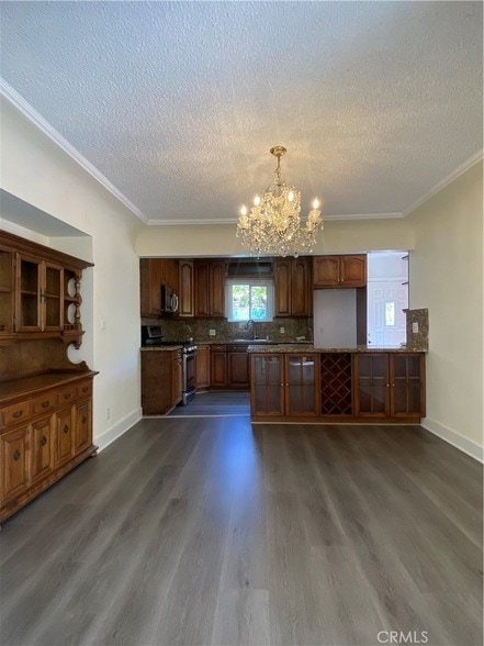 Photo - 521 E Valencia Ave