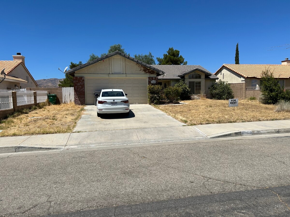 Photo - 37409 Whitehall Ln