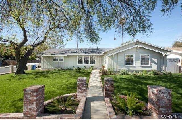 Photo - 9601 Comanche Ave House