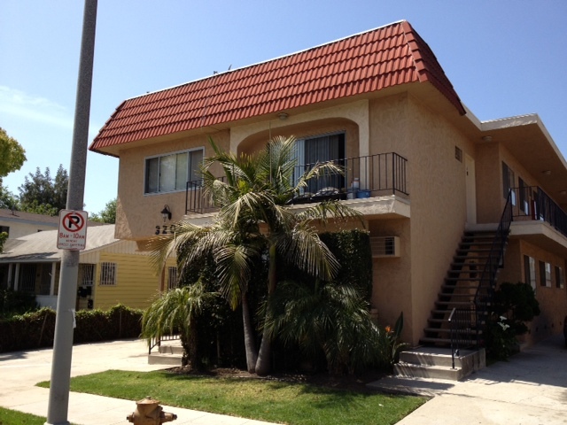 Photo - 3207 Bagley Ave Apartments