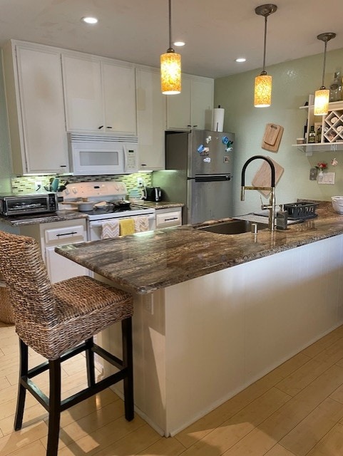 Building Photo - 13765 Ruette Le Parc Rental