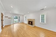 Photo - 420 Adelyn Dr House