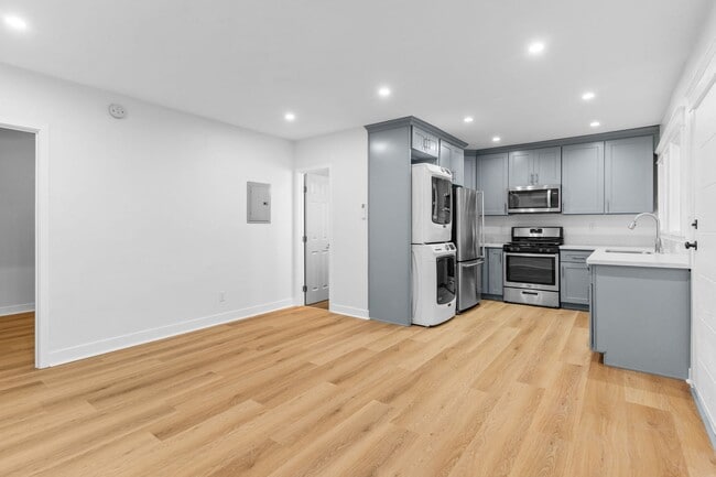 Photo - 526 Lime Ave Unit A