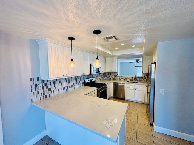 Photo - 38343 5th Pl W