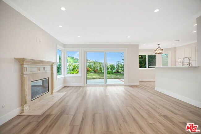 Photo - 4016 Cam Plano