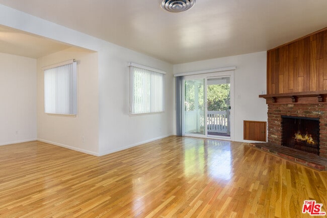 Photo - 15111 Marlin Pl