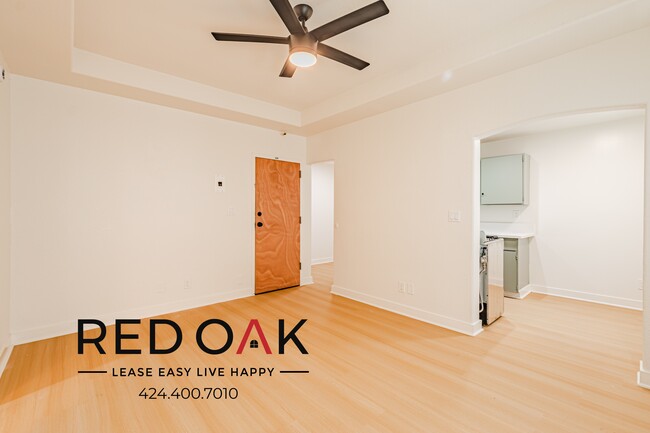 Photo - 901 S Ardmore Ave Unit 206