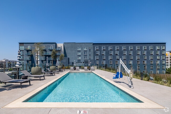 Western Station - Western Station Apartments