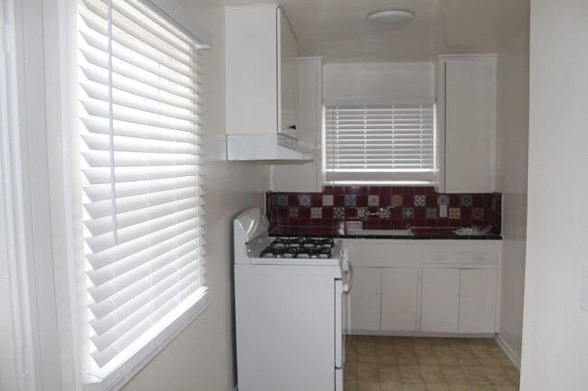 Photo - 14435 1/2 Califa St Unit 14435 1.5