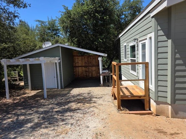 Photo - 4137 Alpine Blvd