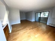 Photo - $2750 LARGE 2 BEDROOM CONDO NEAR 4TH ST. W/ PARKING