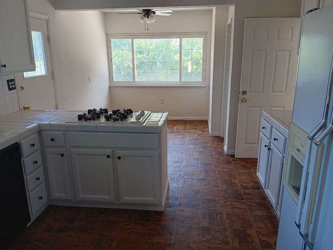 Photo - 7318 W 88th St