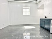 Photo - 3809 Union Pacific Ave Unit 9